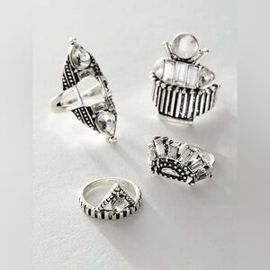NWT FREE PEOPLE Rhapsody Ring Set - Silver / Crystal stone